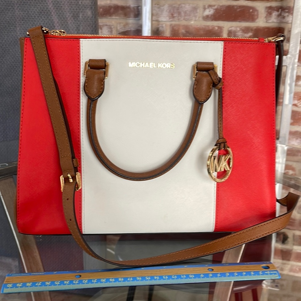 Michael Kors tote